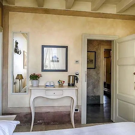 Relais Vittoria מלון Pognana Lario